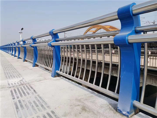 迪庆304不锈钢复合管护栏的生产工艺揭秘